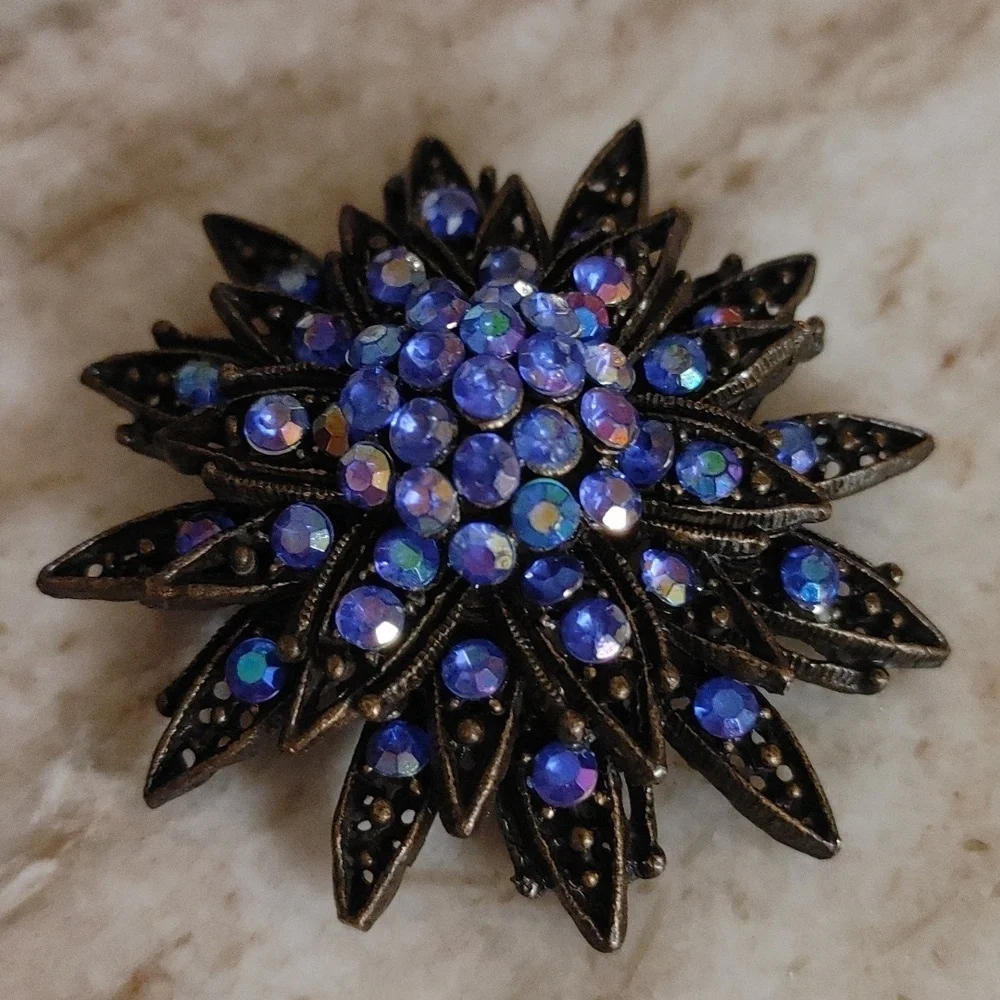 Vintage Brooch Blue & Purple Crystals Layered Flower Pattern in Bronze Setting